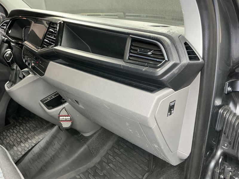 Volkswagen T6 Kombi 2.0 TDI lang FWD 2020 – снимка 28