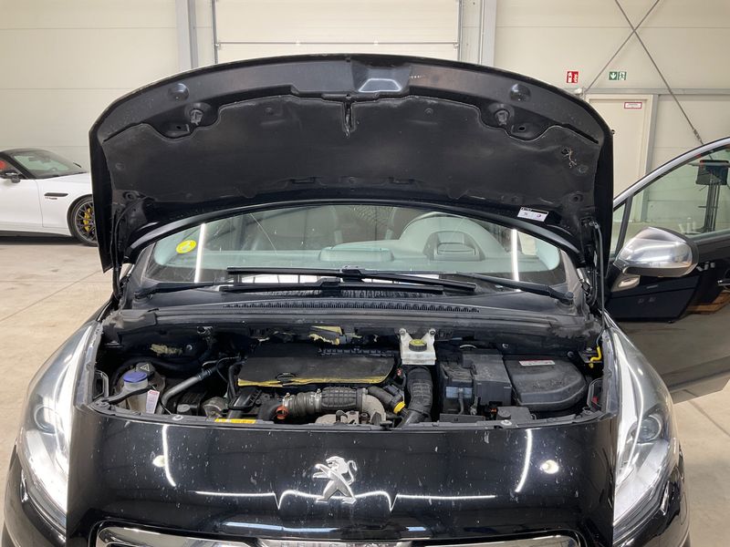 Peugeot 3008 1.6 Blue-HDi 2015 – снимка 31
