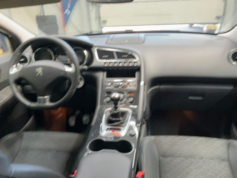 Peugeot 3008 1.6 Blue-HDi 2015 – снимка 12