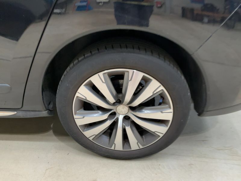 Peugeot 3008 1.6 Blue-HDi 2015 – снимка 18