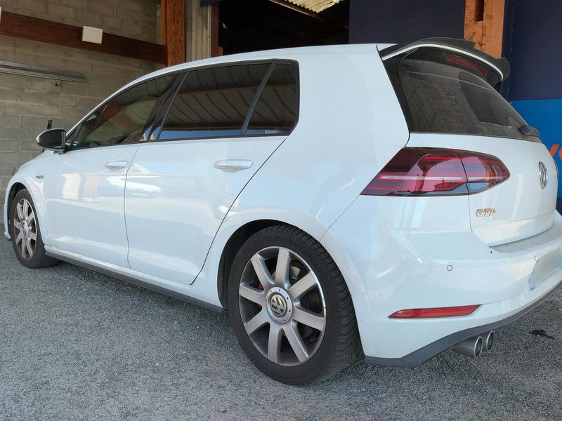 Volkswagen Golf VII 2.0 TDI GTD BlueMotion Tech 2019 – снимка 6