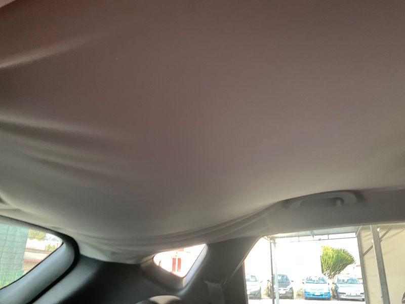 Hyundai ix35 1.7 CRDi Comfort 2WD 2013 – снимка 31
