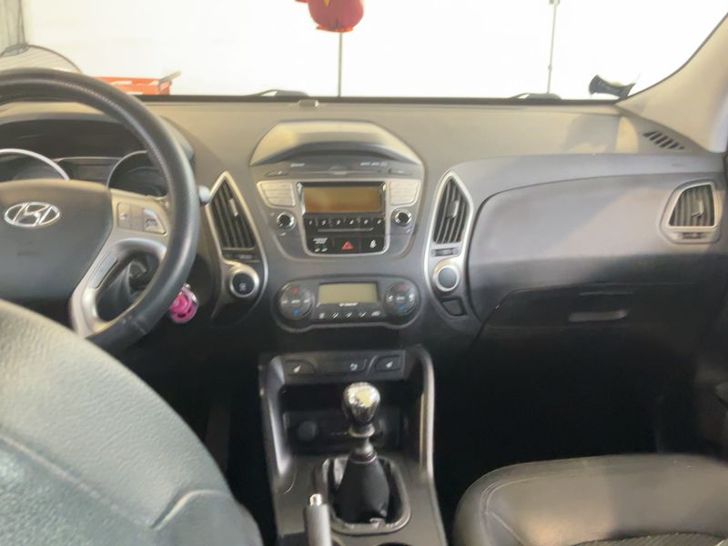 Hyundai ix35 1.7 CRDi Comfort 2WD 2013 – снимка 17