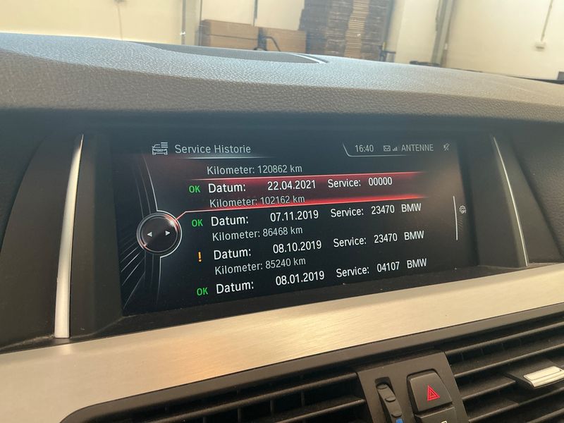 BMW 5er 530d xDrive 2016 – снимка 24
