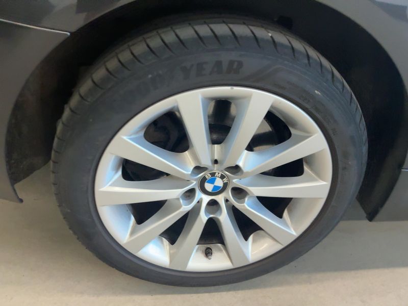 BMW 5er 530d xDrive 2016 – снимка 19