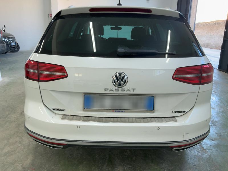 Volkswagen Passat Alltrack 2.0 TDI 4Motion BlueMotion Tech 2016 – снимка 7