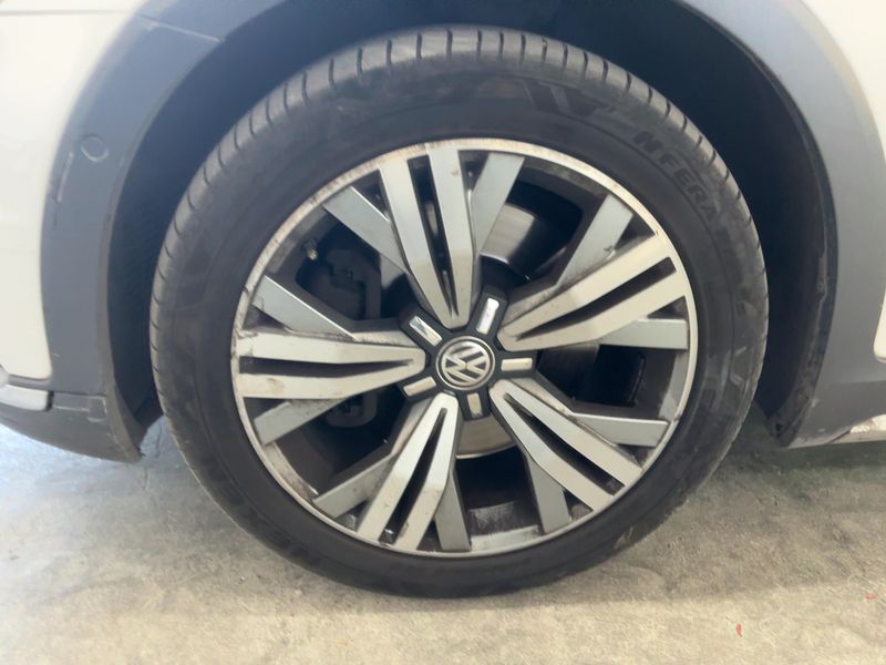 Volkswagen Passat Alltrack 2.0 TDI 4Motion BlueMotion Tech 2016 – снимка 3