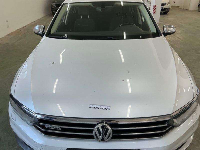 Volkswagen Passat Alltrack 2.0 TDI 4Motion BlueMotion Tech 2016 – снимка 32
