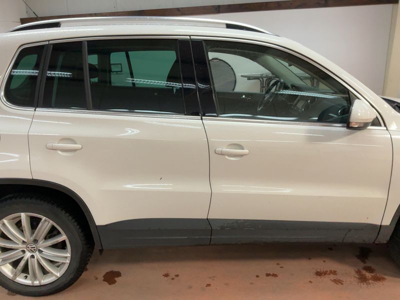Volkswagen Tiguan 2.0 TDI Team BlueMotion Tech 2011 – снимка 10