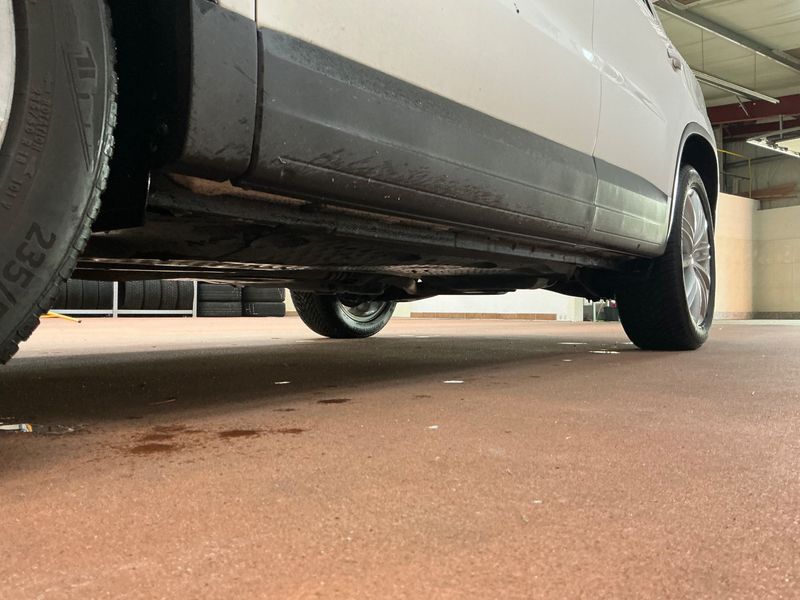 Volkswagen Tiguan 2.0 TDI Team BlueMotion Tech 2011 – снимка 33