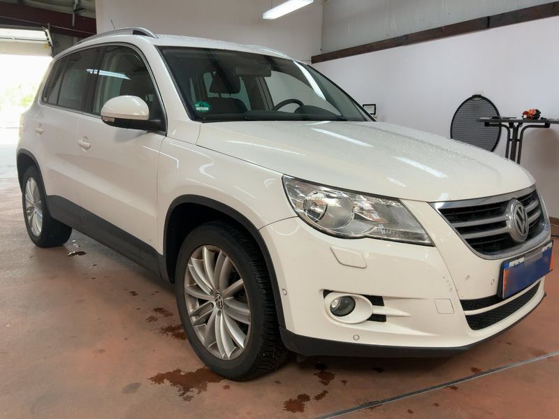 Volkswagen Tiguan 2.0 TDI Team BlueMotion Tech 2011 – снимка 12