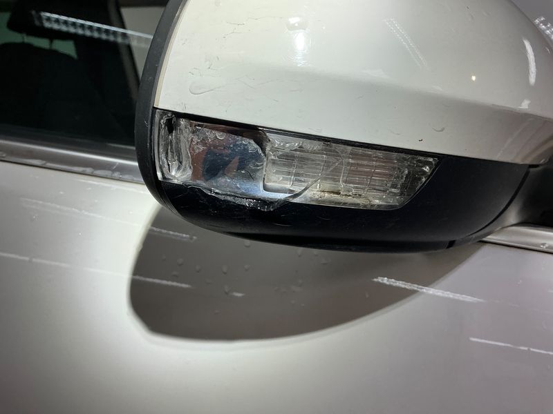 Volkswagen Tiguan 2.0 TDI Team BlueMotion Tech 2011 – снимка 24