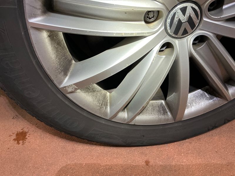 Volkswagen Tiguan 2.0 TDI Team BlueMotion Tech 2011 – снимка 27