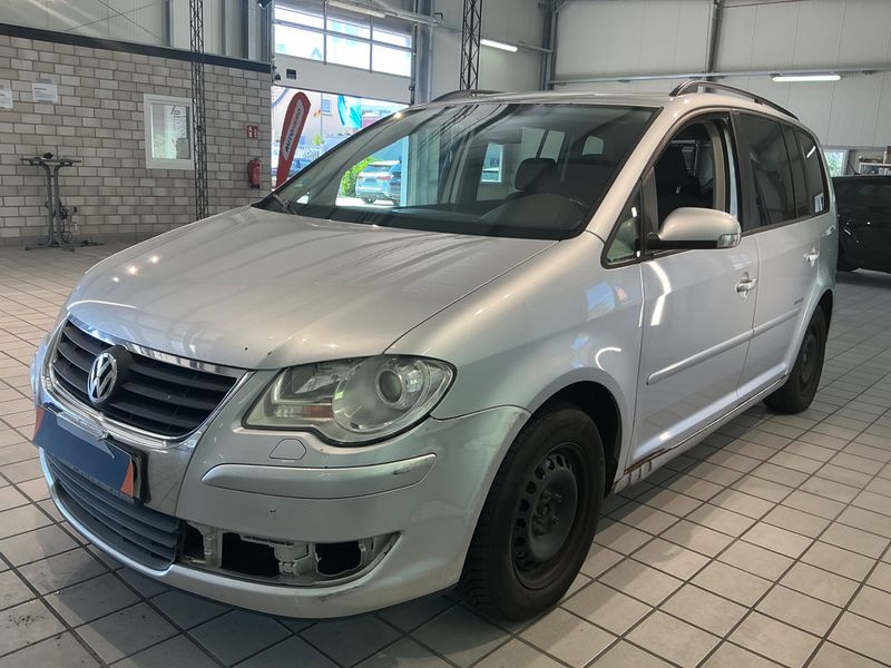 Volkswagen Touran 2.0 TDI United 2009 – снимка 1