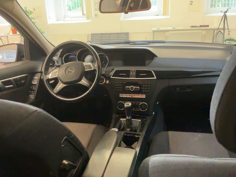 Mercedes-Benz C-Klasse C 200 CDI T BlueEfficiency Classic 2011 – снимка 18