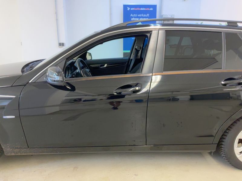 Mercedes-Benz C-Klasse C 200 CDI T BlueEfficiency Classic 2011 – снимка 4