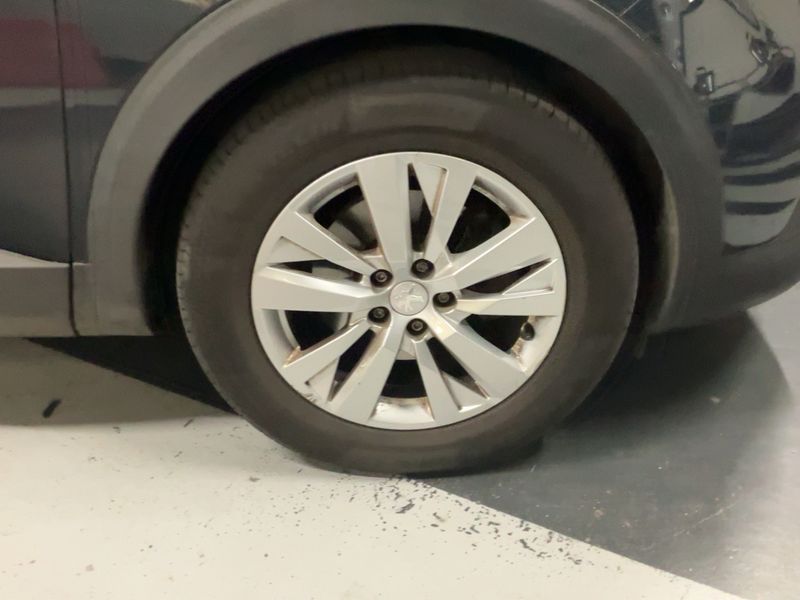 Peugeot 3008 1.2 PureTech Active 2020 – снимка 11