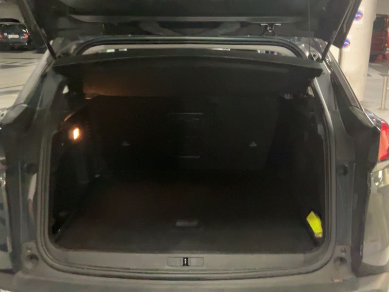 Peugeot 3008 1.2 PureTech Active 2020 – снимка 15