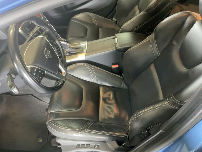 Volvo V60 2.4 D6 Plug-in Hybrid Summum AWD 2014 – снимка 17