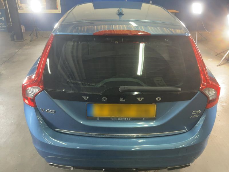 Volvo V60 2.4 D6 Plug-in Hybrid Summum AWD 2014 – снимка 7