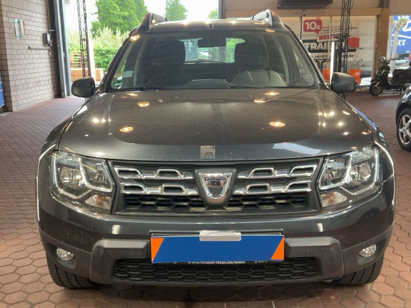Dacia Duster 1.2 TCe Laureate 4x2 2015 – снимка 14