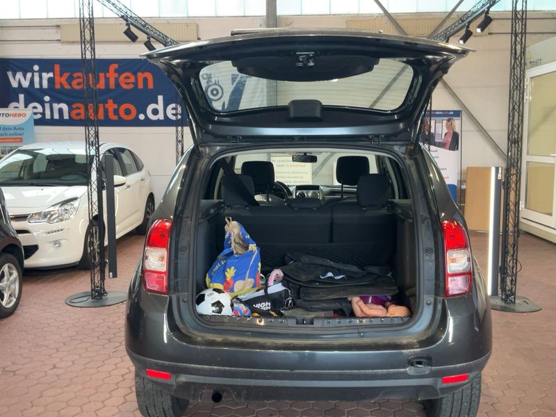 Dacia Duster 1.2 TCe Laureate 4x2 2015 – снимка 15