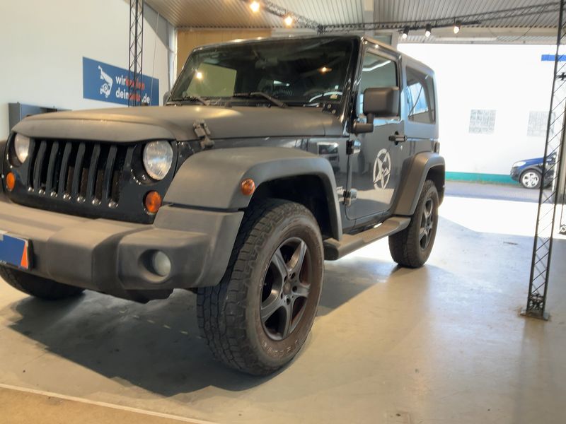 Jeep Wrangler Unlimited 3.8 V6 Sport 2008 – снимка 2