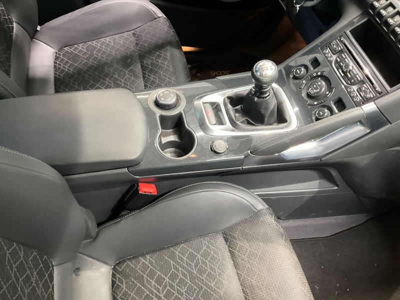 Peugeot 3008 2.0 HDi Allure 2014 – снимка 56