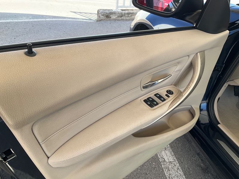 BMW 3er 320d 2012 – снимка 28