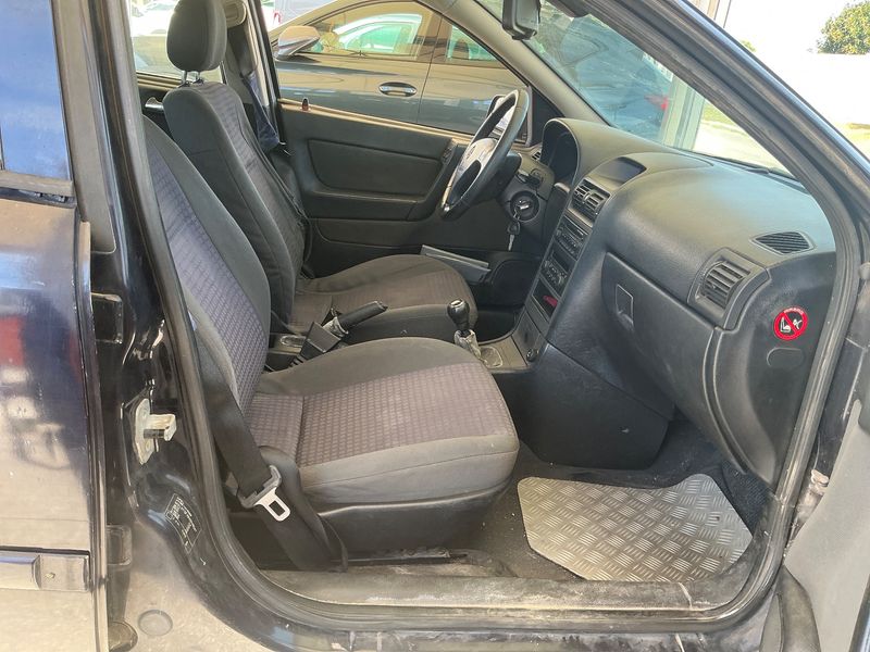 Opel Astra 1.6 Elegance 2004 – снимка 3