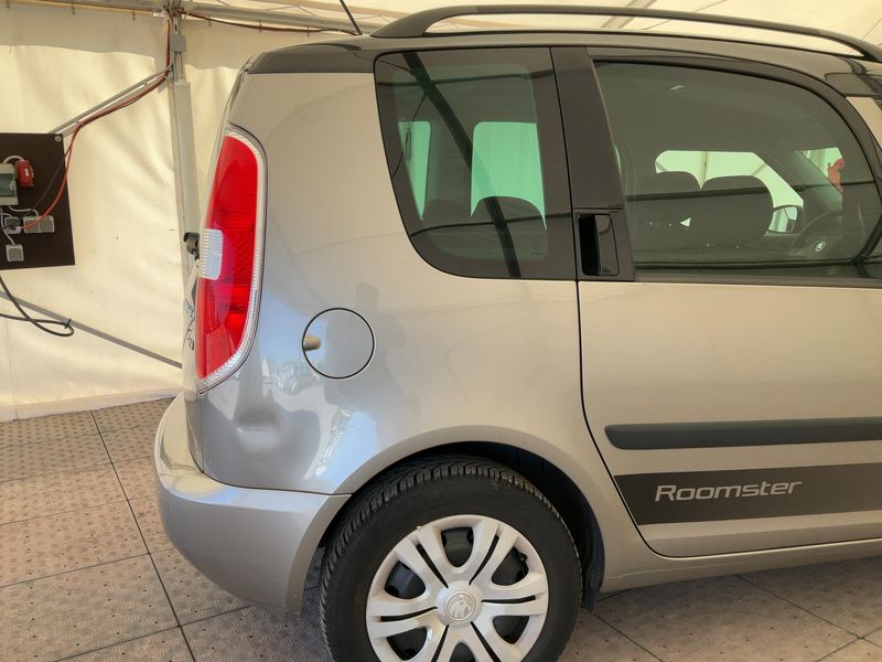 Skoda Roomster 1.2 TSI Ambition Plus Edition 2013 – снимка 8