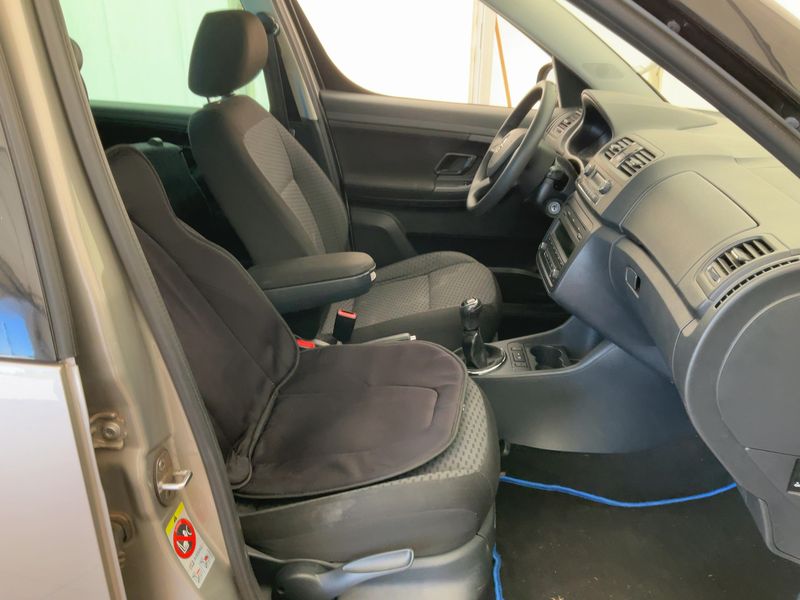 Skoda Roomster 1.2 TSI Ambition Plus Edition 2013 – снимка 16