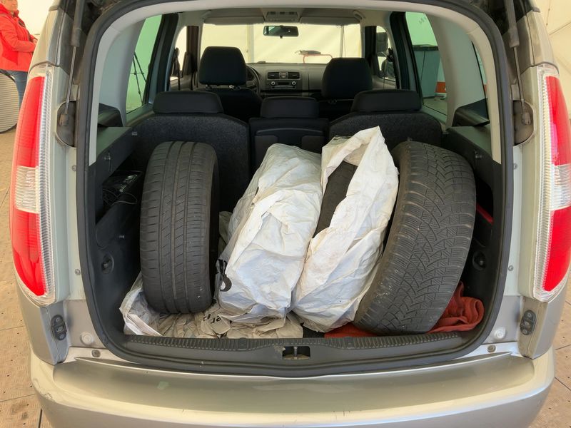 Skoda Roomster 1.2 TSI Ambition Plus Edition 2013 – снимка 15