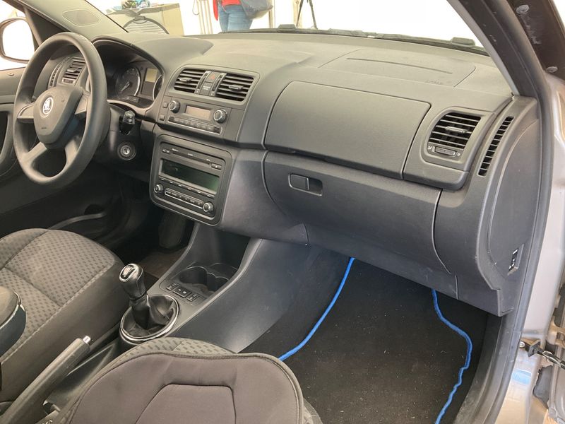 Skoda Roomster 1.2 TSI Ambition Plus Edition 2013 – снимка 30