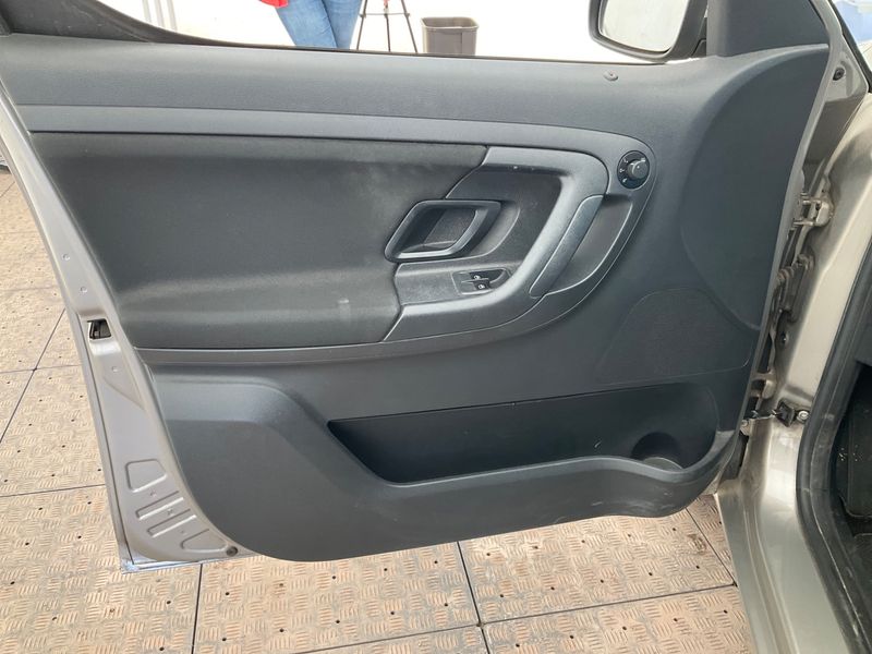 Skoda Roomster 1.2 TSI Ambition Plus Edition 2013 – снимка 34