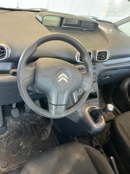 Citroen C3 Picasso 1.6 HDi Flash 2016 – снимка 38