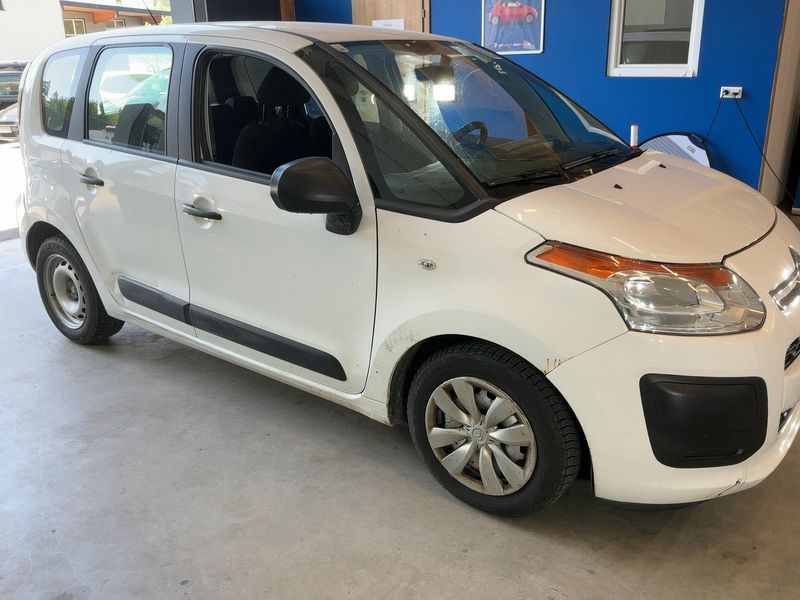 Citroen C3 Picasso 1.6 HDi Flash 2016 – снимка 12