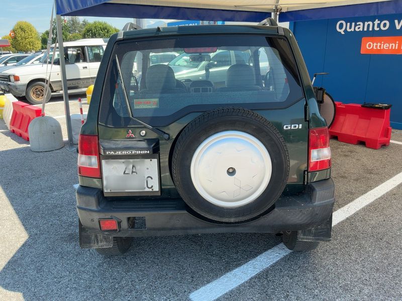 Mitsubishi Pajero 1.8 GDI Comfort II 1800 2000 – снимка 7