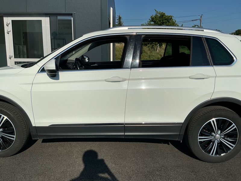 Volkswagen Tiguan 2.0 TDI Carat Edition 4Motion BlueMotion Tech 2016 – снимка 4