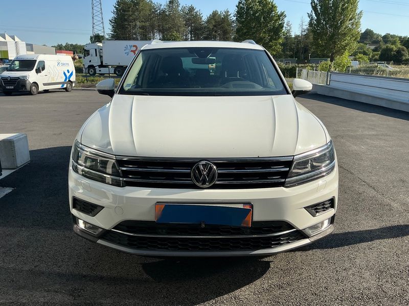 Volkswagen Tiguan 2.0 TDI Carat Edition 4Motion BlueMotion Tech 2016 – снимка 14