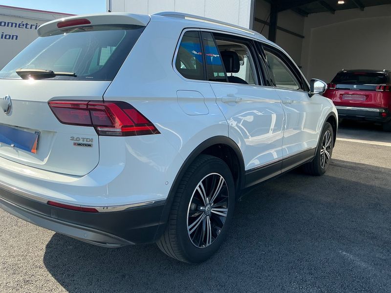 Volkswagen Tiguan 2.0 TDI Carat Edition 4Motion BlueMotion Tech 2016 – снимка 8