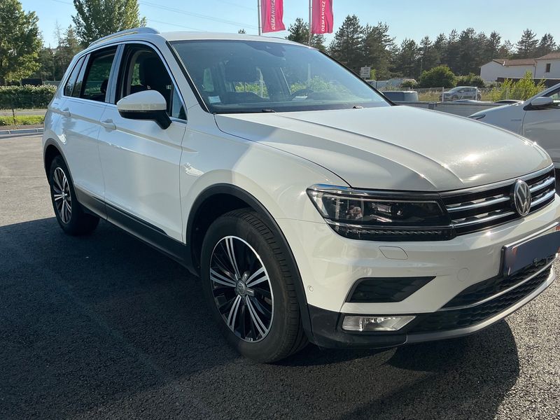 Volkswagen Tiguan 2.0 TDI Carat Edition 4Motion BlueMotion Tech 2016 – снимка 12