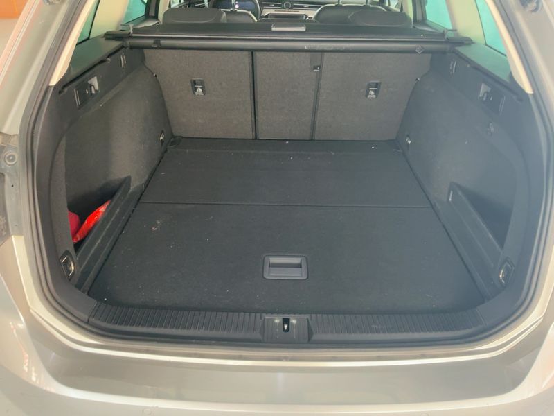 Volkswagen Passat 2.0 TDI Highline BlueMotion Tech 2017 – снимка 16