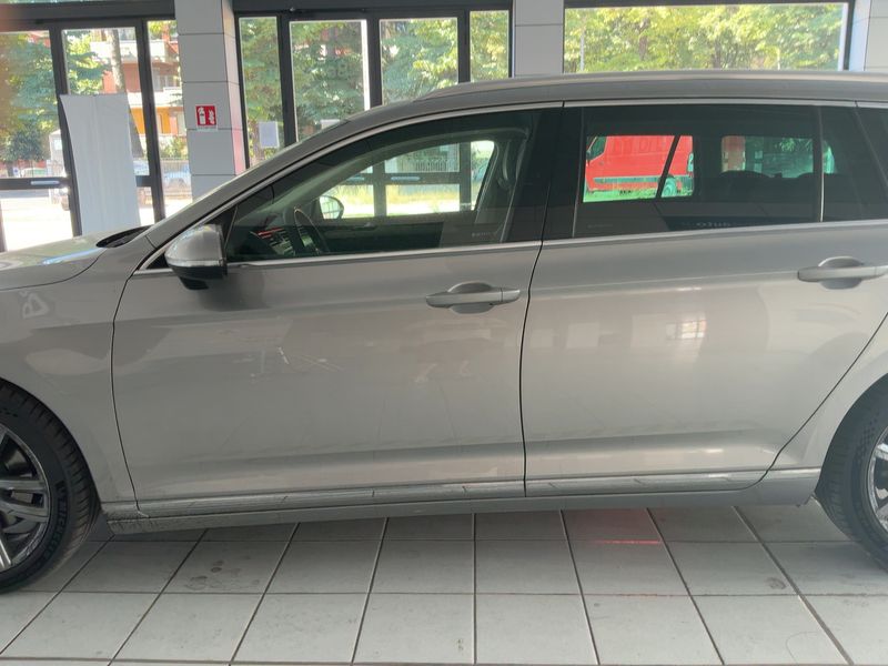 Volkswagen Passat 2.0 TDI Highline BlueMotion Tech 2017 – снимка 4
