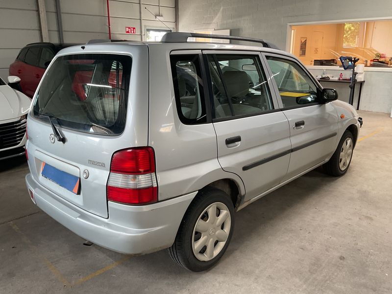 Mazda Demio 1.3 1999 – снимка 2