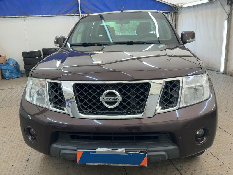 Nissan Navara Pick-up 2.5 dCi Double Cab SE 4x4 2014 – снимка 14