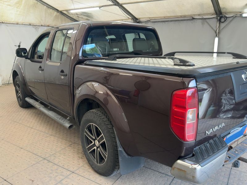 Nissan Navara Pick-up 2.5 dCi Double Cab SE 4x4 2014 – снимка 6
