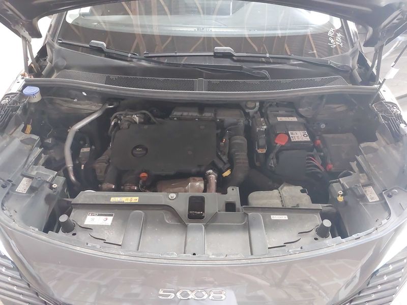 Peugeot 5008 1.5 Blue-HDi Active Pack 2021 – снимка 8