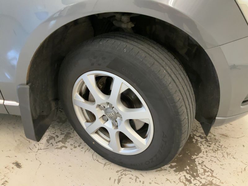 Audi Q5 2.0 TDI quattro 2012 – снимка 11
