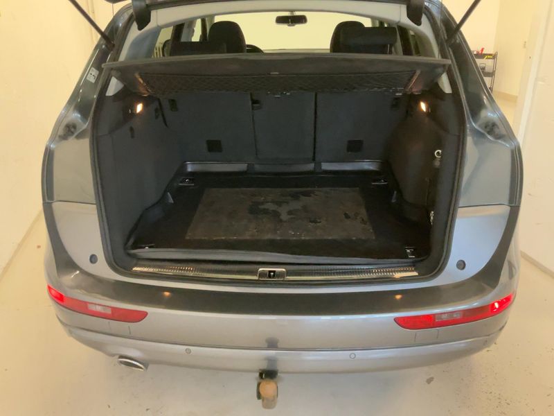 Audi Q5 2.0 TDI quattro 2012 – снимка 15